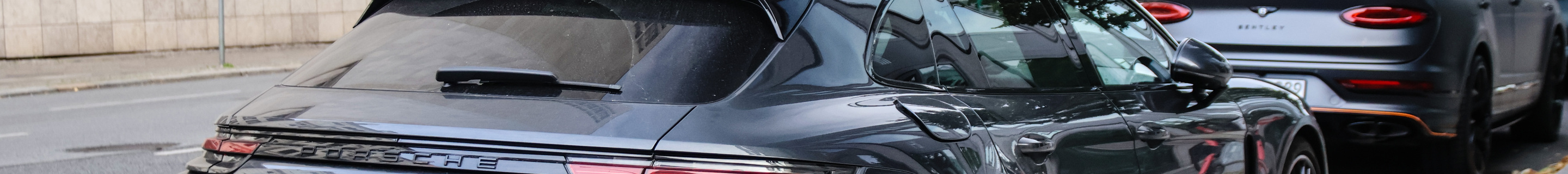 Porsche 971 Panamera GTS Sport Turismo MkI