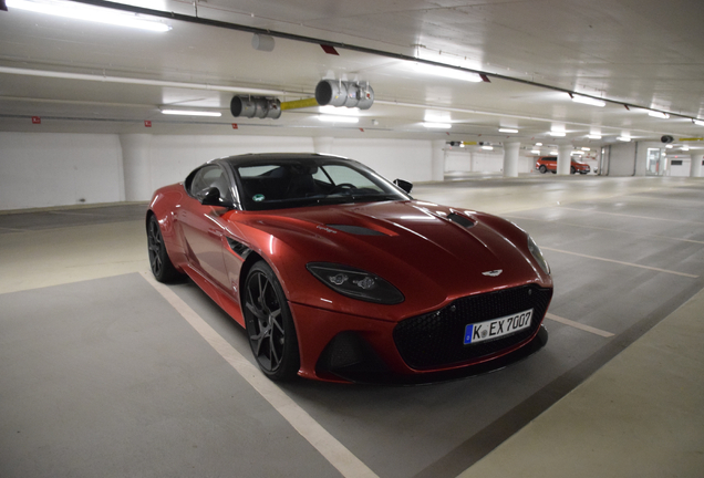 Aston Martin DBS Superleggera
