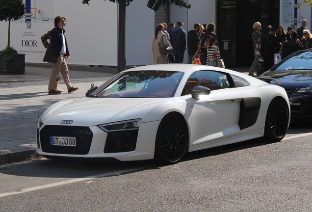 Audi R8 V10 Plus 2015