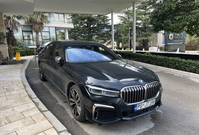 BMW M760Li xDrive 2019