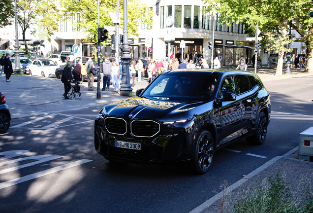 BMW XM G09