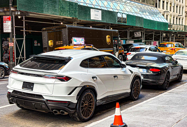 Lamborghini Urus Performante
