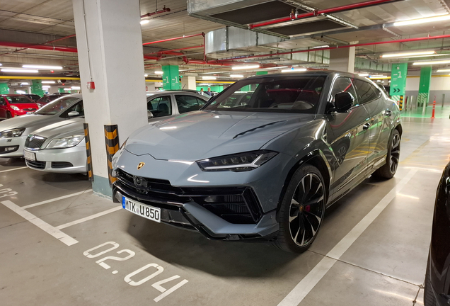 Lamborghini Urus S