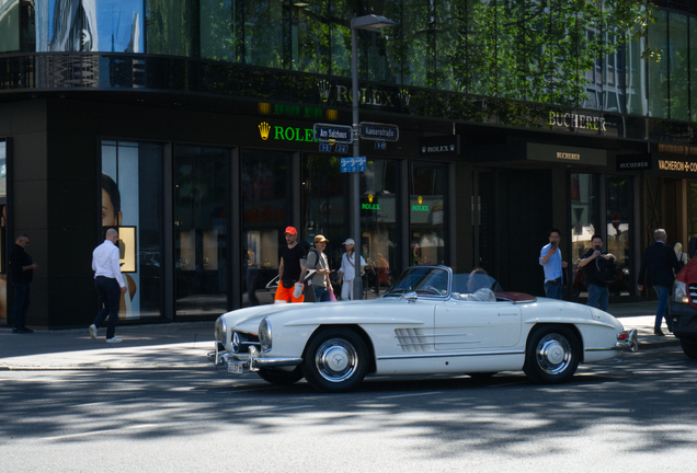 Mercedes-Benz 300SL Roadster