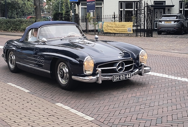 Mercedes-Benz 300SL Roadster
