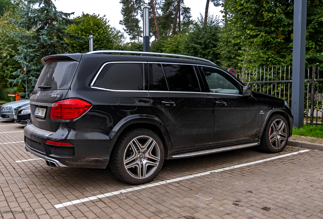 Mercedes-Benz GL 63 AMG X166
