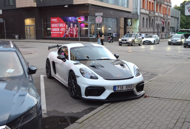 Porsche 718 Cayman GT4 RS Weissach Package