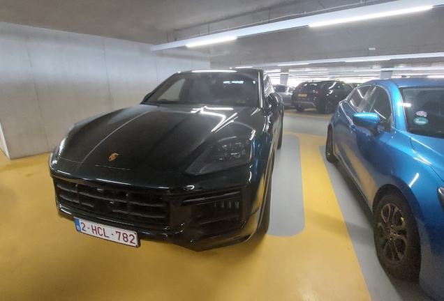 Porsche Cayenne Coupé Turbo E-Hybrid