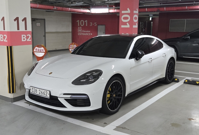 Porsche 971 Panamera Turbo MkI