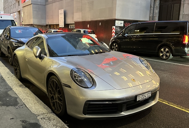 Porsche 992 Carrera 4S MkI
