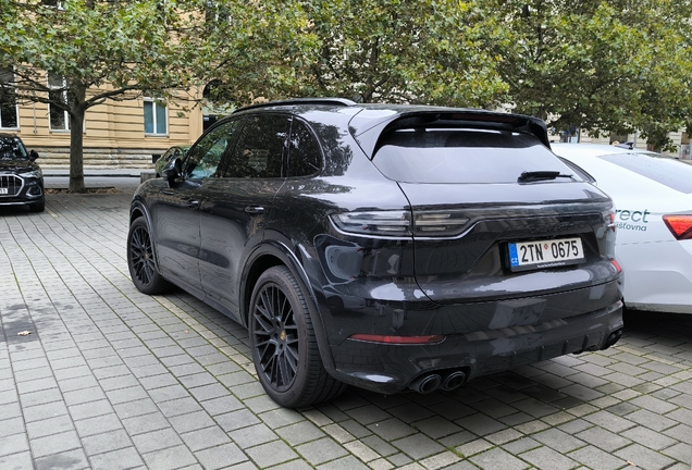 Porsche 9YA Cayenne GTS MkI