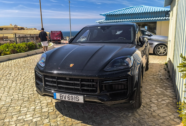 Porsche Cayenne Coupé Turbo E-Hybrid