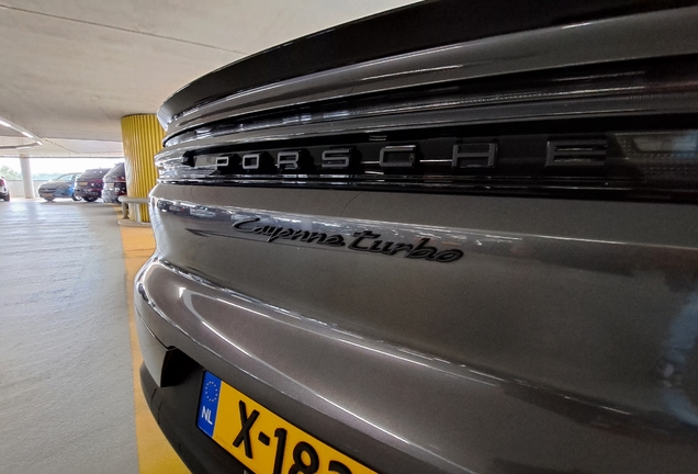 Porsche Cayenne Coupé Turbo E-Hybrid