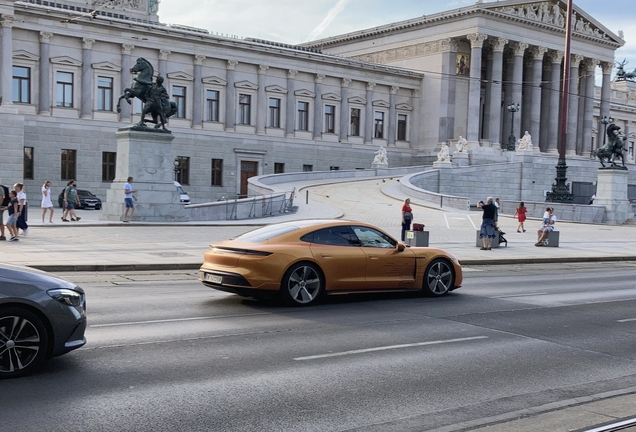Porsche Taycan Turbo MkI