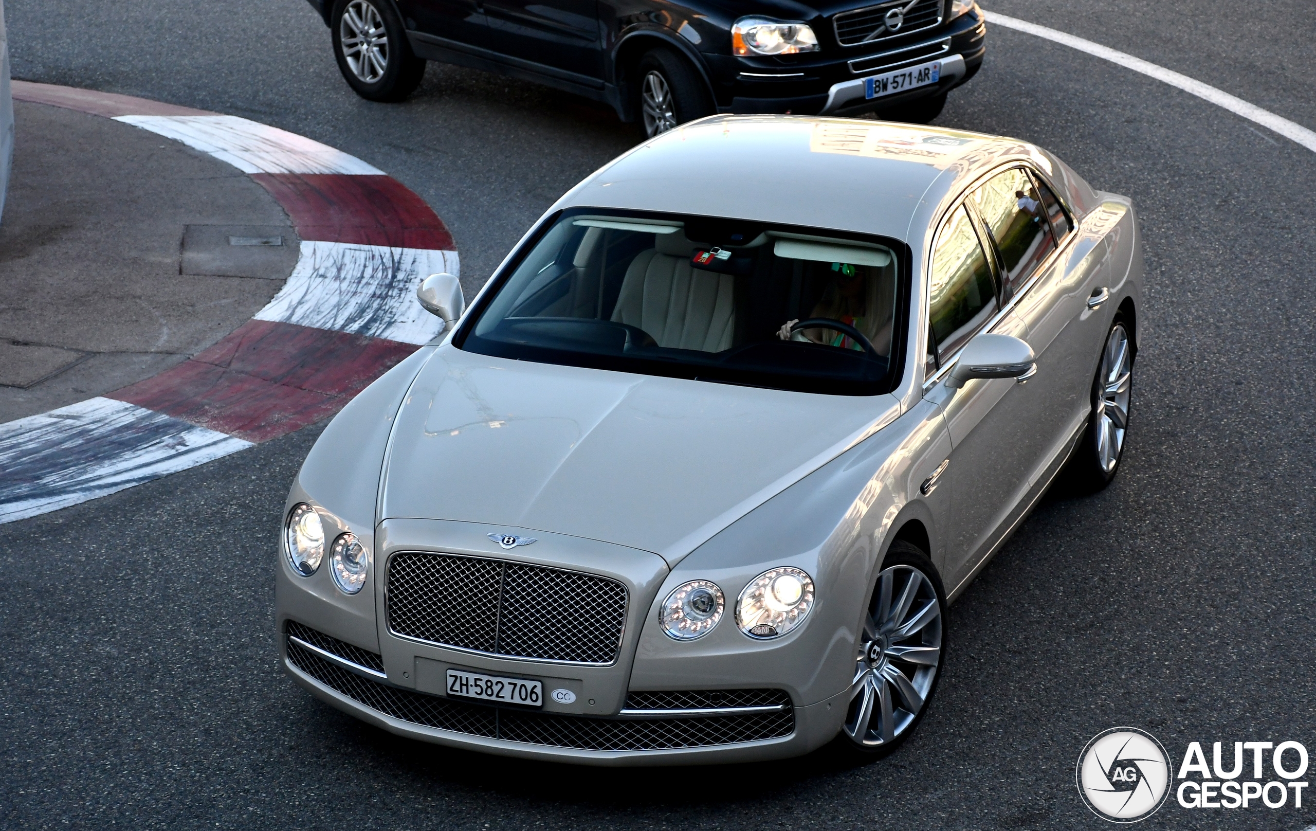 Bentley Flying Spur W12