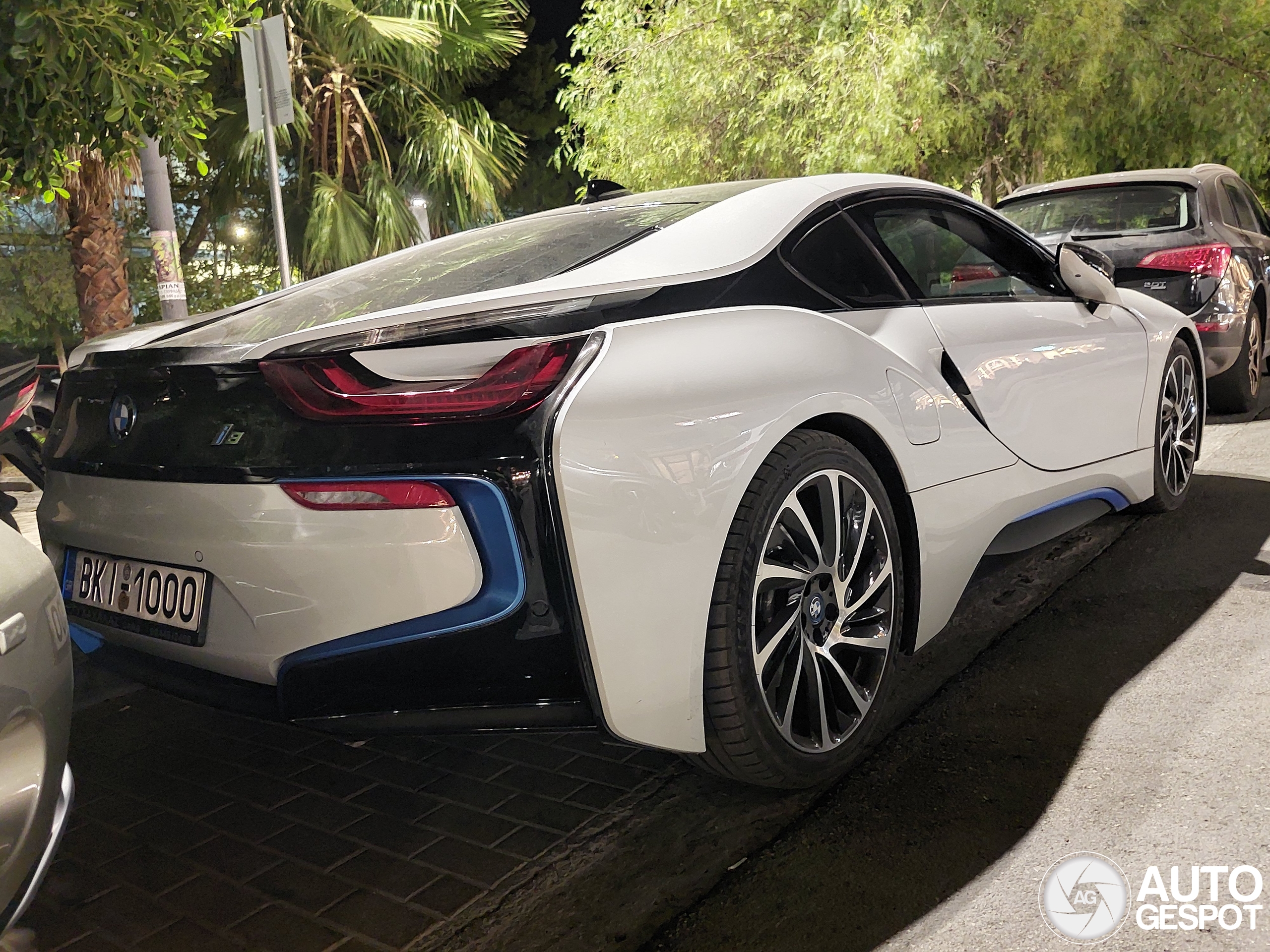 BMW i8 - 28 September 2025 - Autogespot