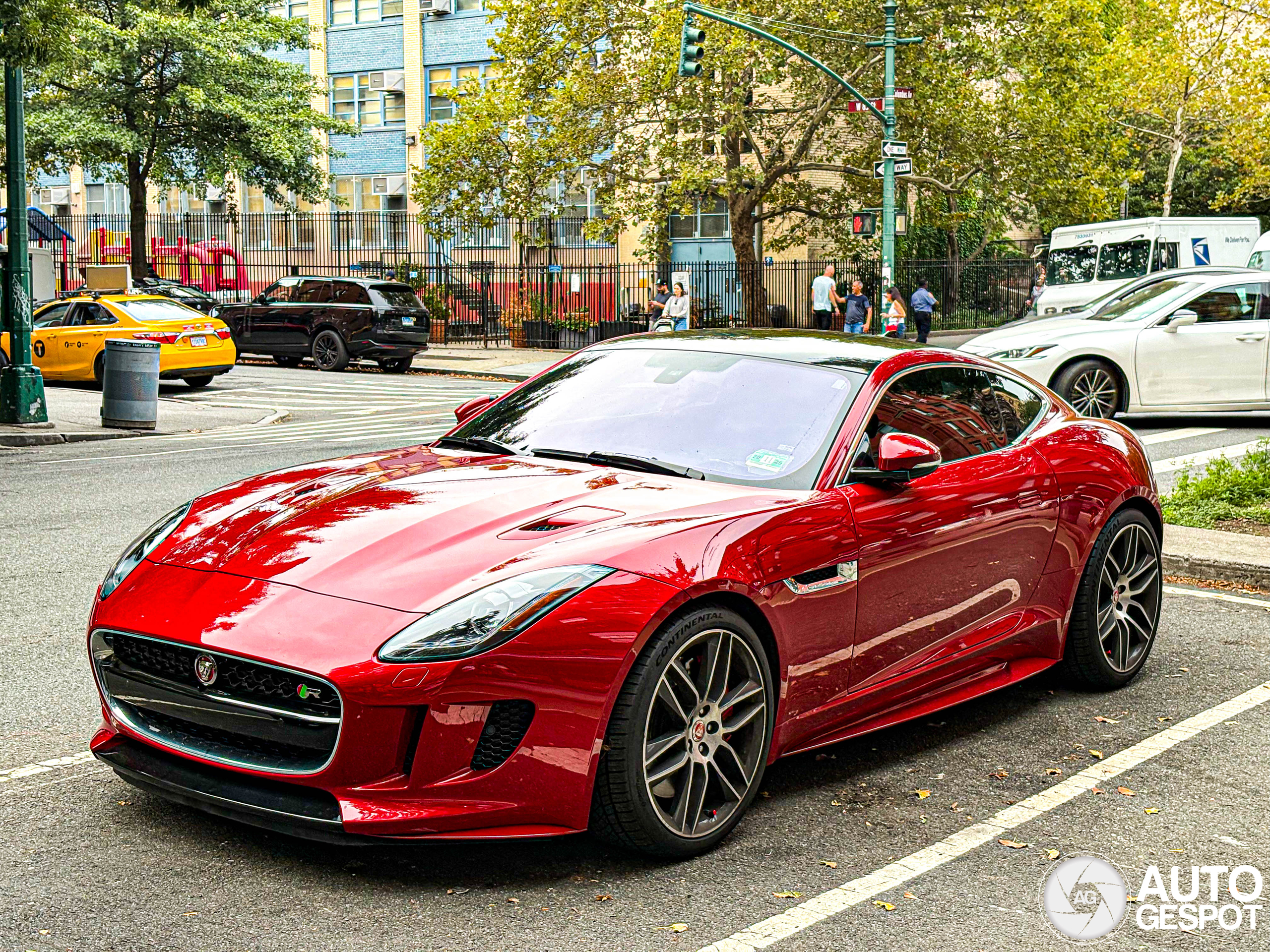 Jaguar F-TYPE R AWD Coupé - 28 September 2025 - Autogespot
