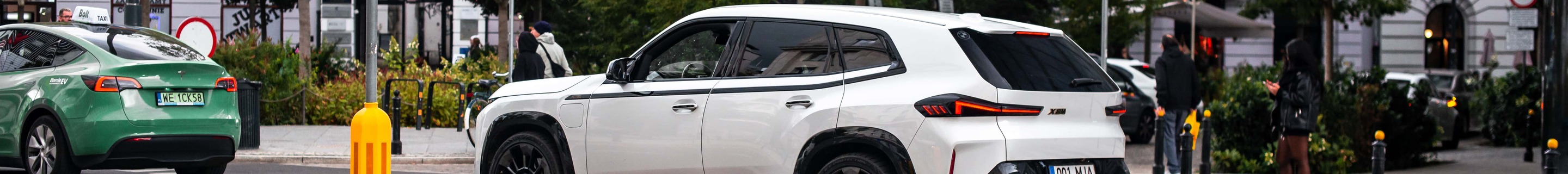 BMW XM G09