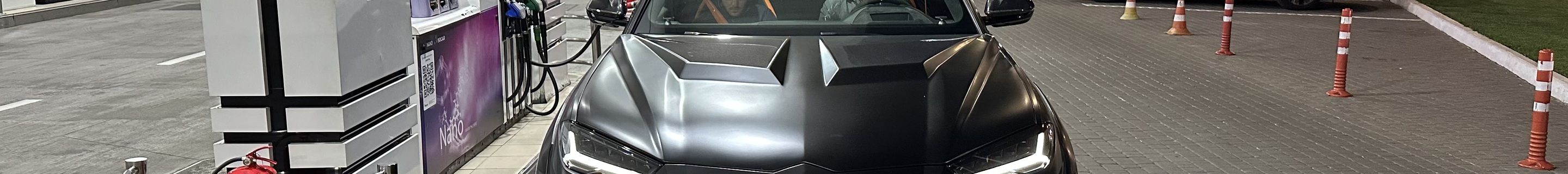 Lamborghini Urus 1016 Industries