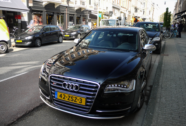 Audi S8 D4