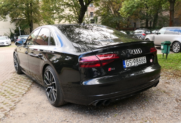 Audi S8 D4 Plus
