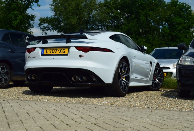 Jaguar F-TYPE SVR Coupé 2017