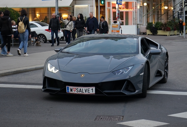 Lamborghini Huracán LP640-4 EVO
