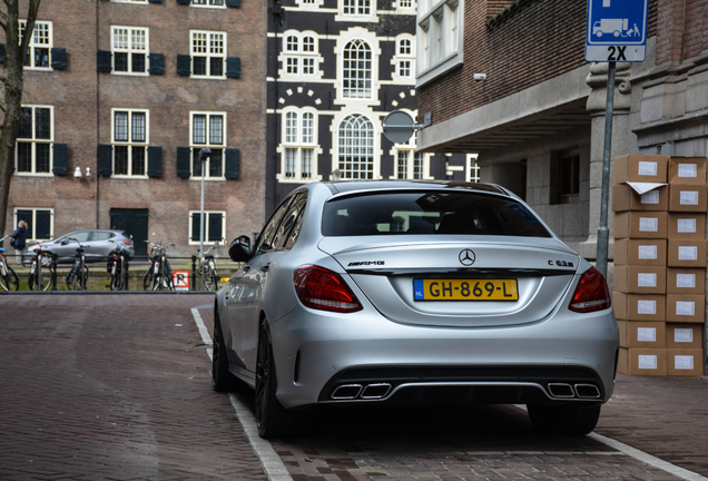 Mercedes-AMG C 63 S W205