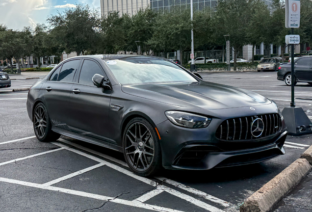 Mercedes-AMG E 63 S W213 Final Edition