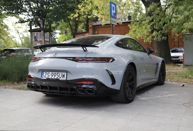Mercedes-AMG GT 63 C192