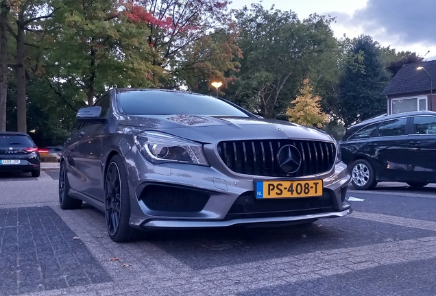 Mercedes-Benz CLA 45 AMG C117