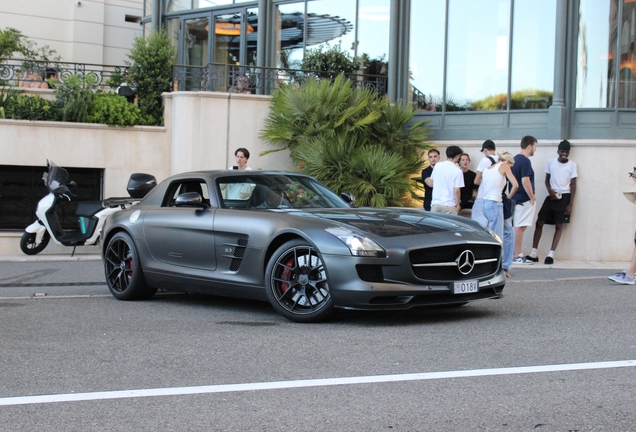 Mercedes-Benz SLS AMG GT Final Edition