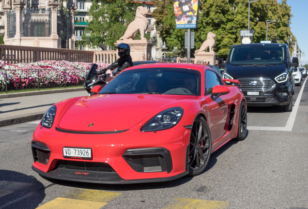 Porsche 718 Cayman GT4