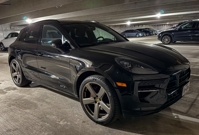 Porsche 95B Macan GTS MkII