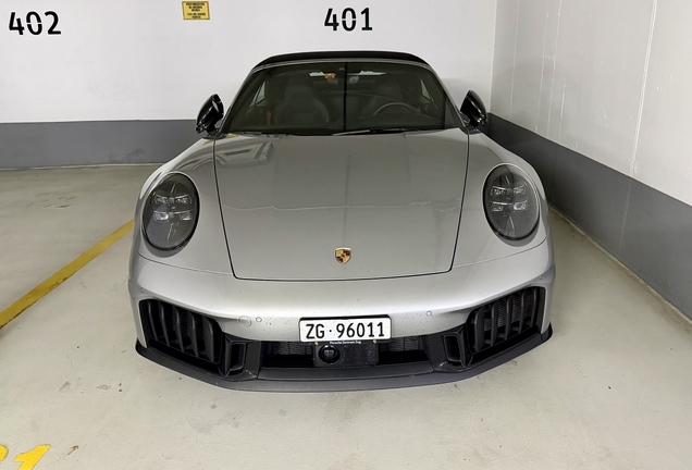 Porsche 992 Carrera 4 GTS Cabriolet MkII