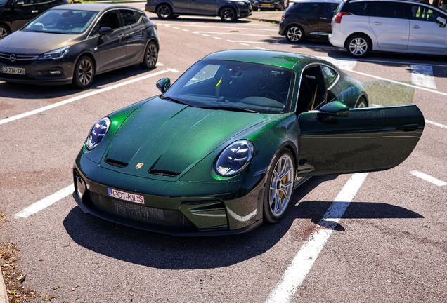 Porsche 992 GT3 Touring MkII