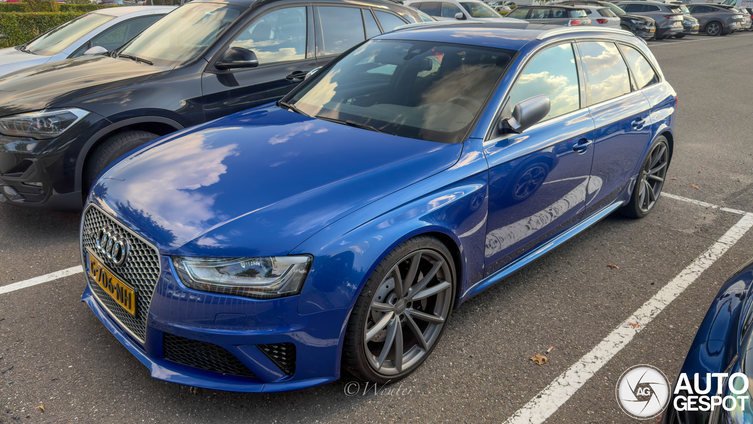 Audi RS4 Avant B8