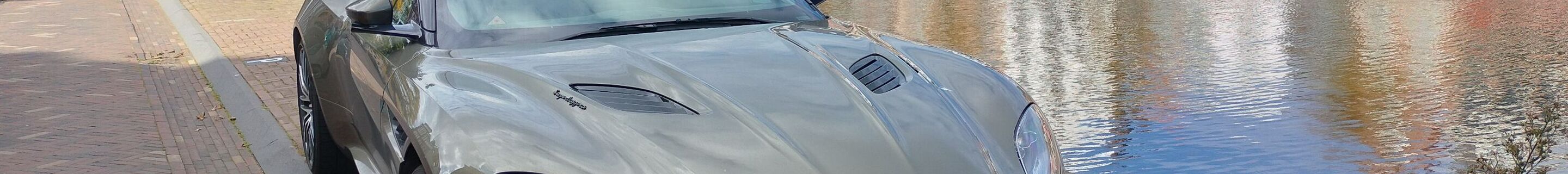 Aston Martin DBS Superleggera Volante