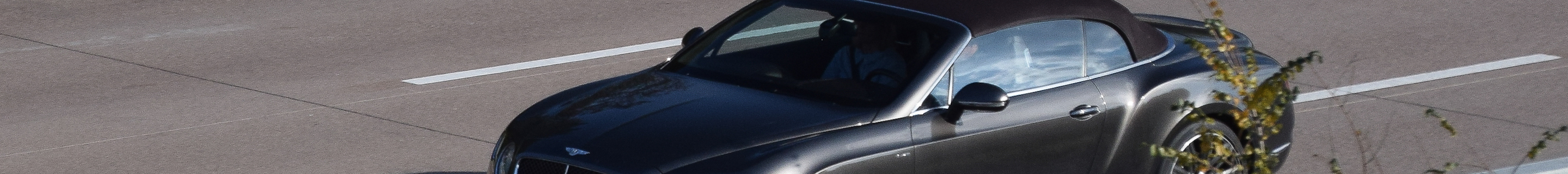 Bentley Continental GTC 2012