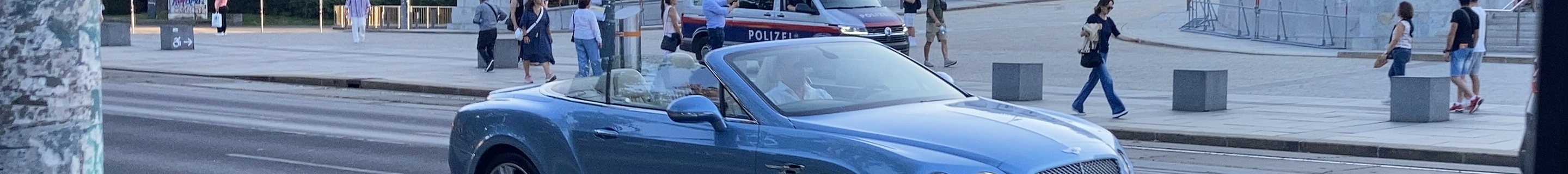 Bentley Continental GTC V8 2016