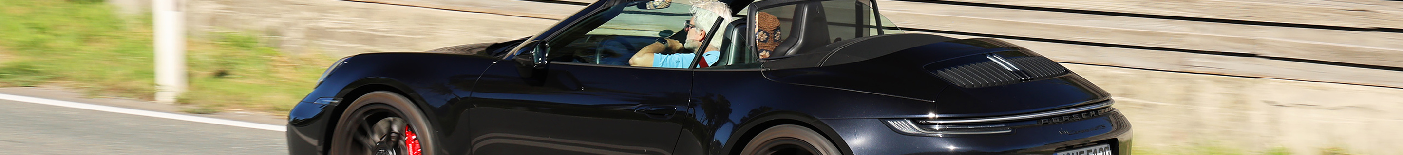 Porsche 992 Carrera 4 GTS Cabriolet MkI