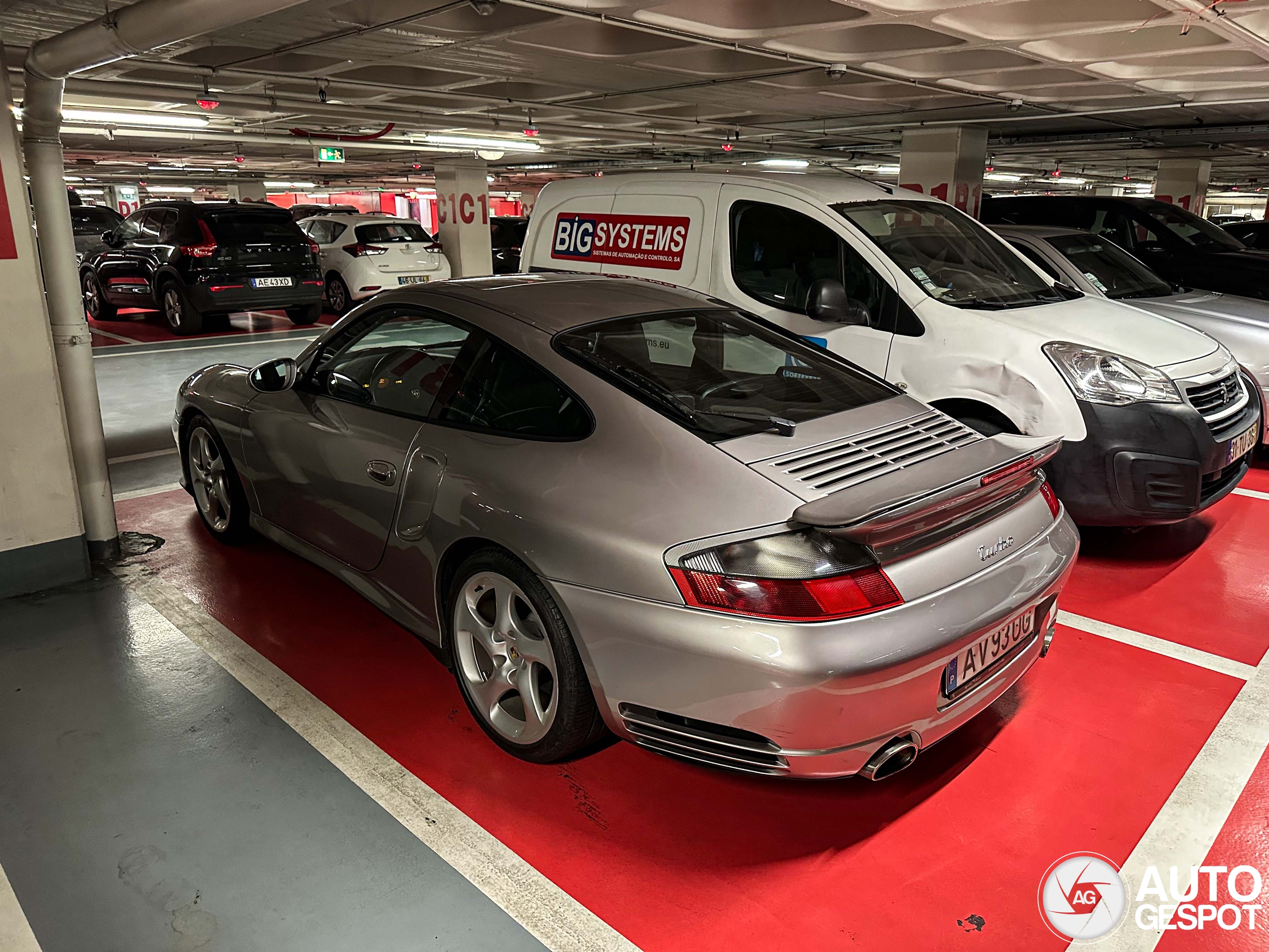 Porsche 996 Turbo