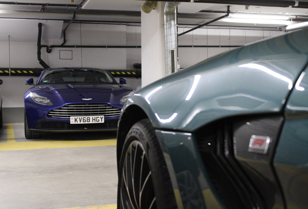 Aston Martin V8 Vantage Formula 1 Edition