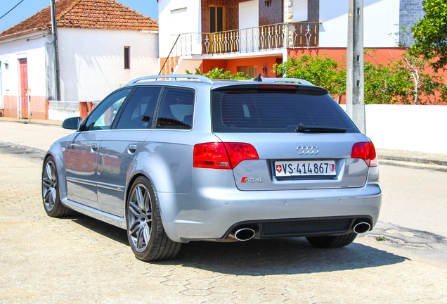 Audi RS4 Avant B7