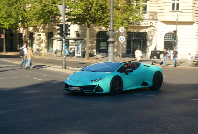 Lamborghini Huracán LP640-4 EVO Spyder