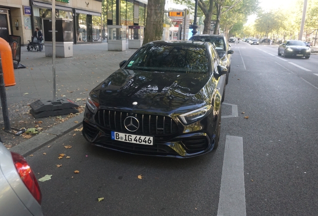 Mercedes-AMG A 45 S W177