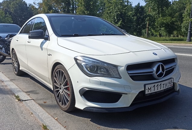 Mercedes-Benz CLA 45 AMG C117