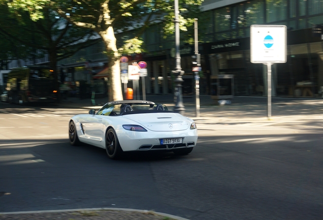Mercedes-Benz SLS AMG GT Roadster