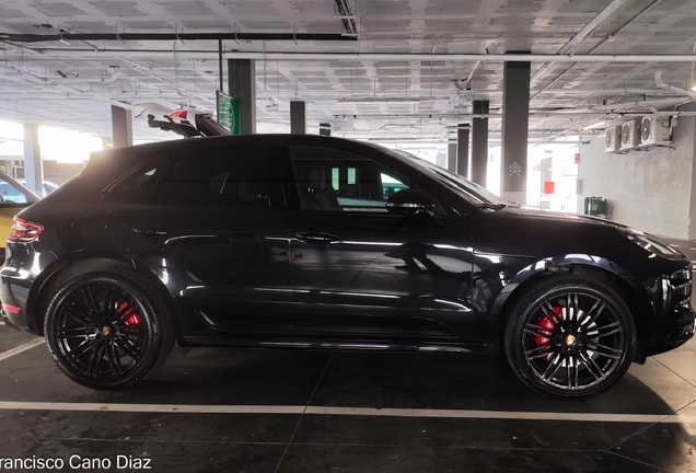 Porsche 95B Macan Turbo MkI