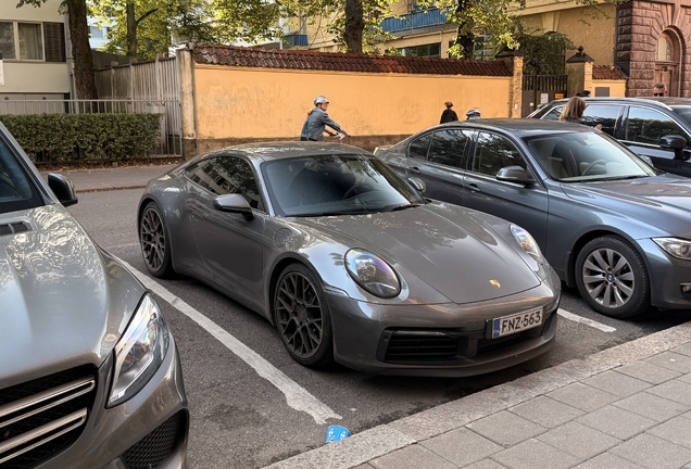 Porsche 992 Carrera 4S MkI